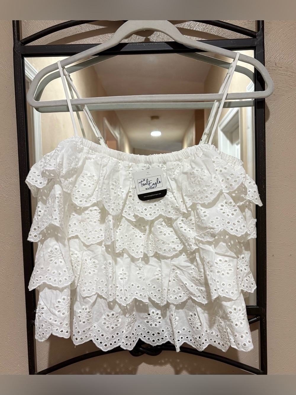 NWT Gilli White Eyelet Ruffle Camisole Size L